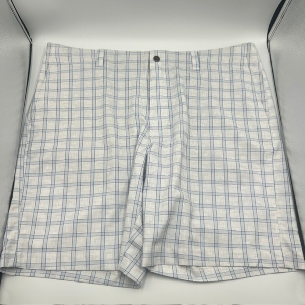 Callaway Men's Blue and White Plaid Flat Front Activewear Golf Shorts Size‎ 38